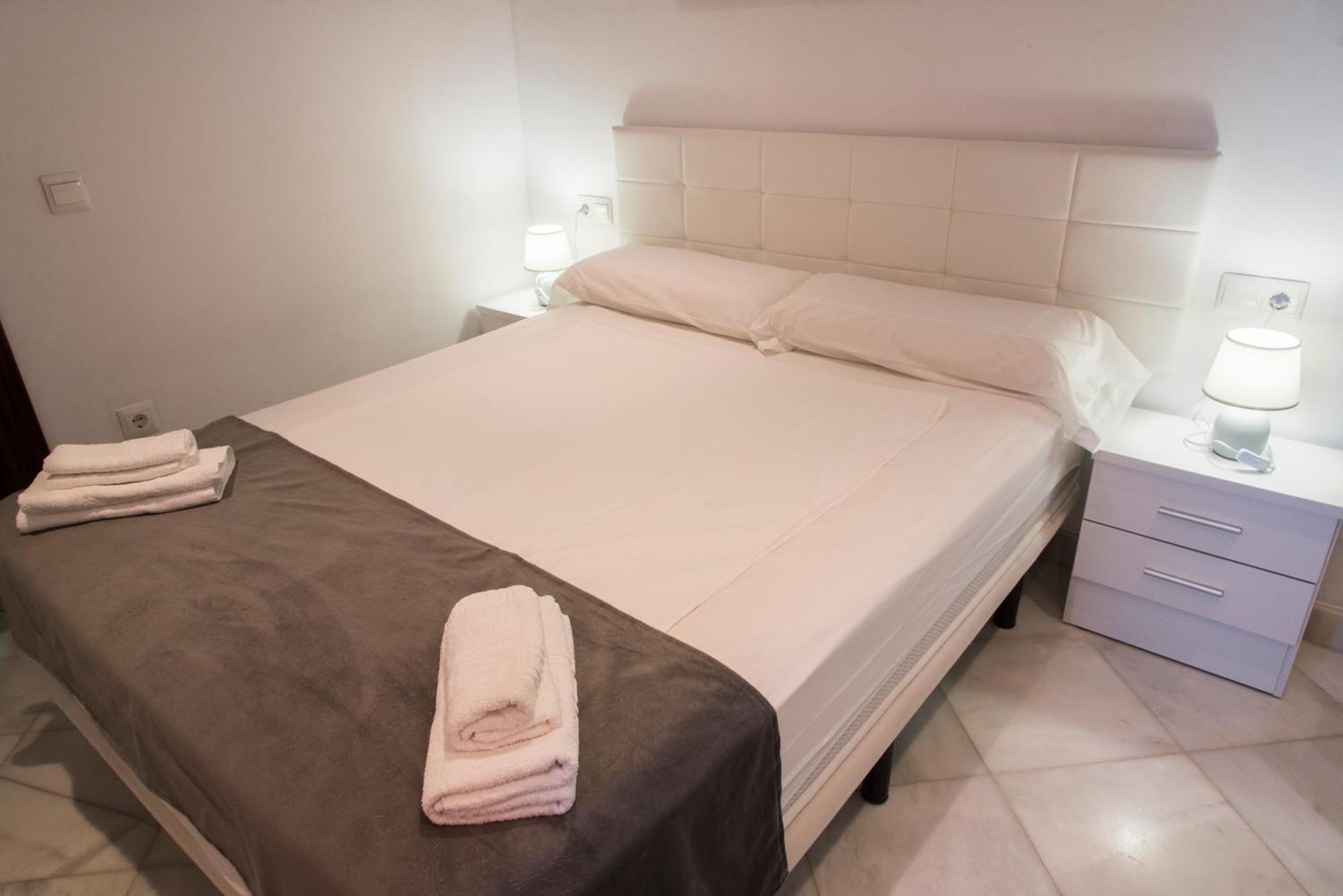 Appartement Nightinsevilla Bailen Free Parking Sevilla