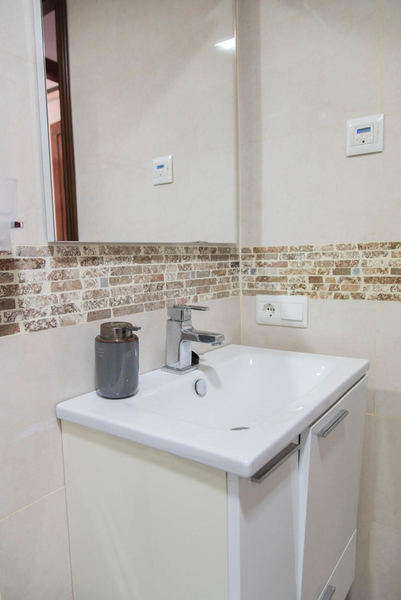 Appartement Nightinsevilla Bailen Free Parking *