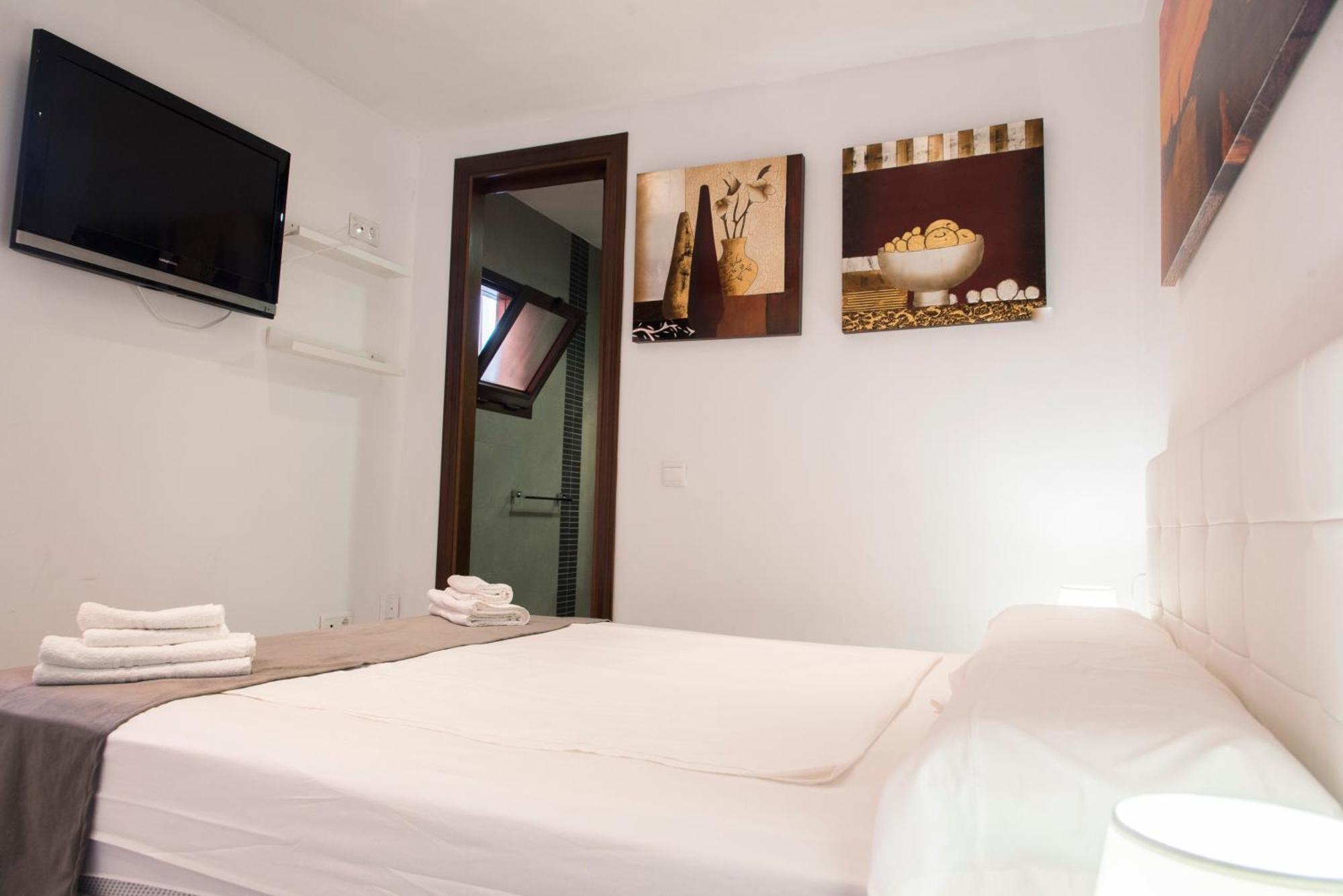 Nightinsevilla Bailen Free Parking Sevilha